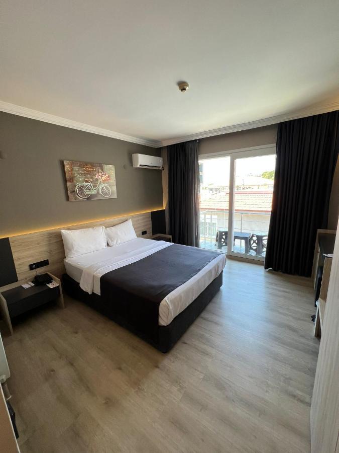 Grand Faik Hotel Cesme Ngoại thất bức ảnh