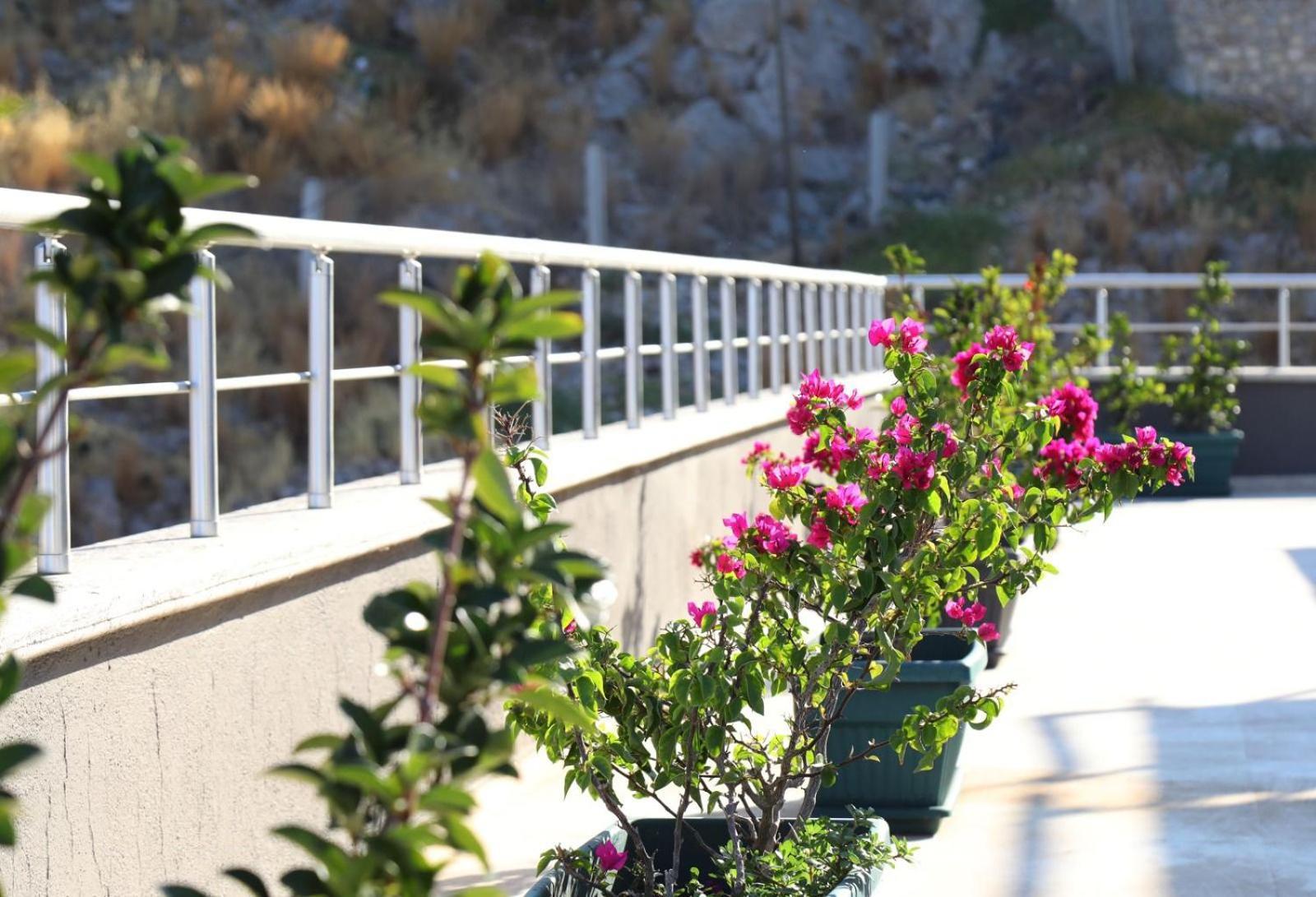 Grand Faik Hotel Cesme Ngoại thất bức ảnh